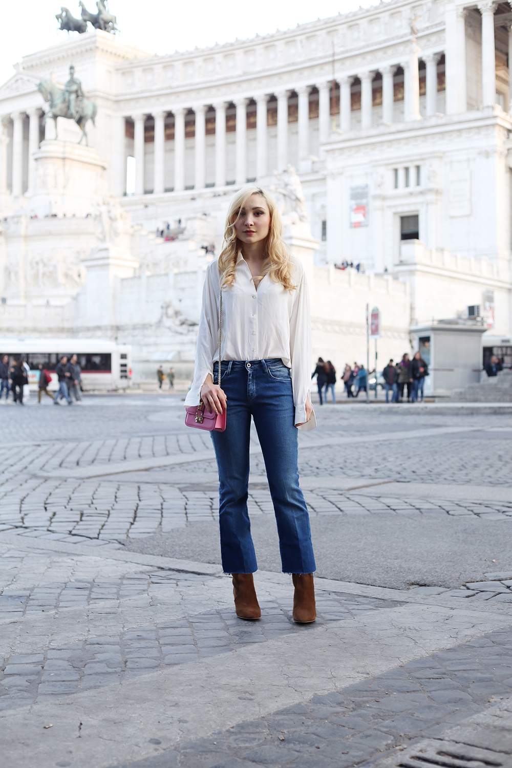  cut flare jeans